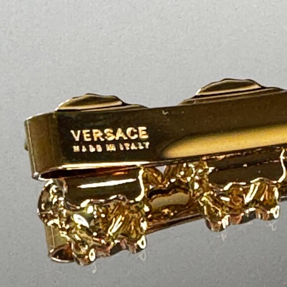 Versace Medusa Tribute Hair Clip - Picture 8 of 9